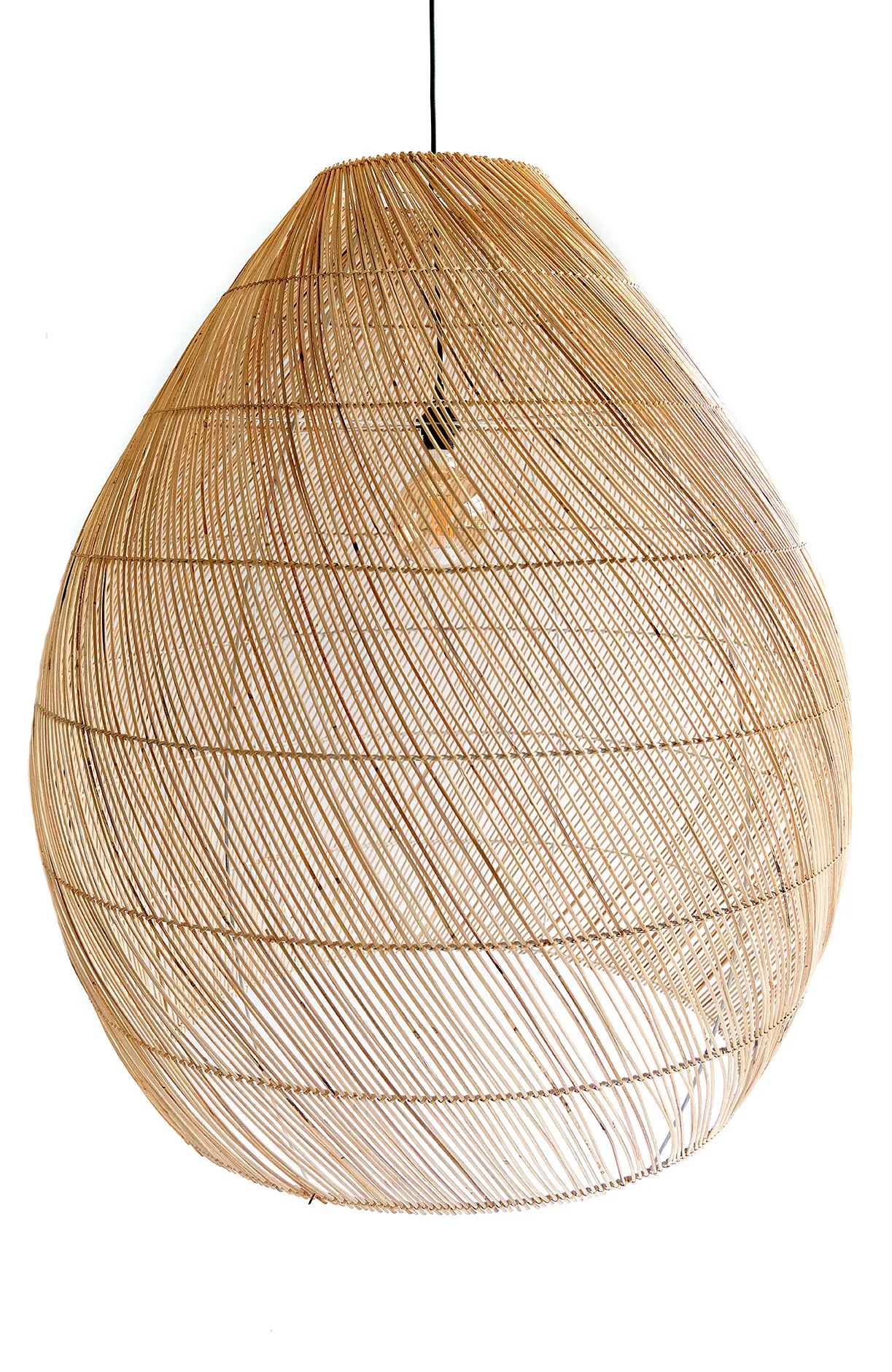 Figura Round pendant light in natural rattan, shaped like a soft globe with diagonal woven lines.