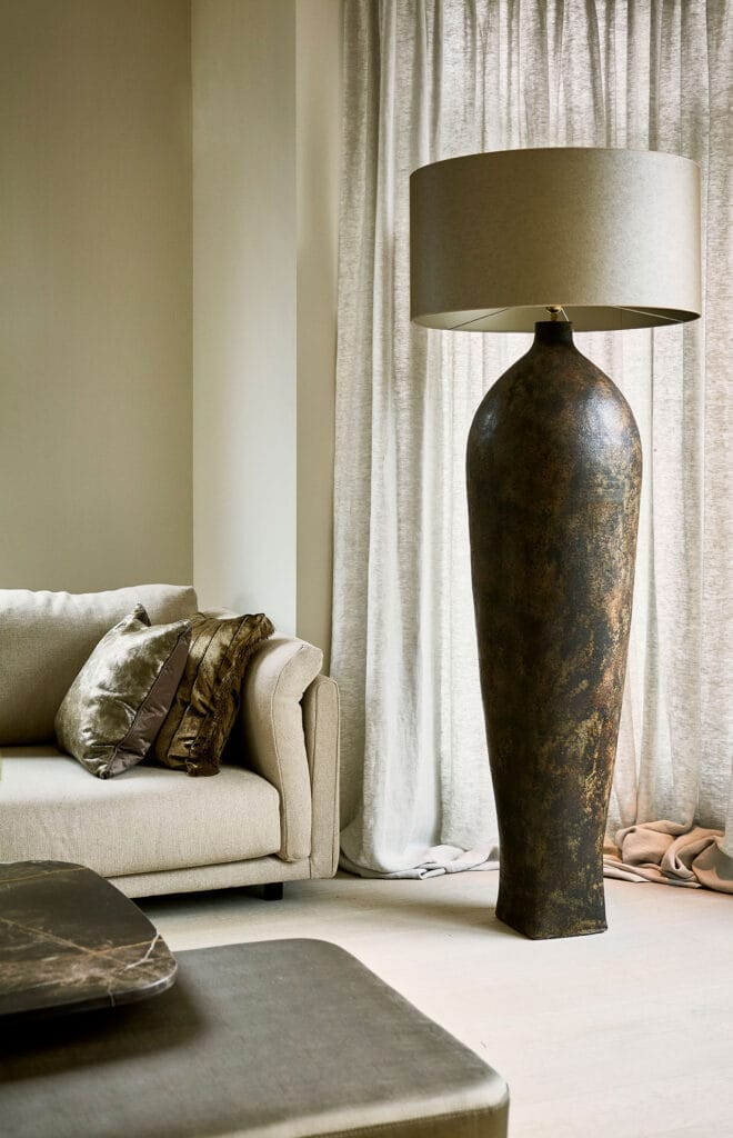 Vorera Vase Floorlamp